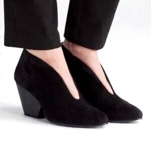 Eileen Fisher Iman Cutout Wedge Bootie Black Suede size 9